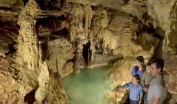 Natural Bridge-Caverns-San-Antonio
